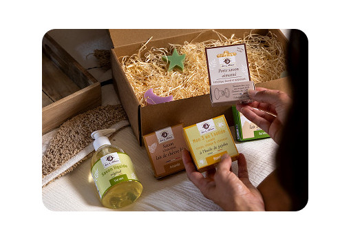 Coffrets Personnalisables Noël | Créez votre Coffret Cadeau Unique – Savonnerie des Collines