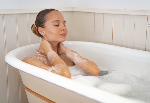 Gel Douche au Lait d'Ânesse - Savonnerie des Collines