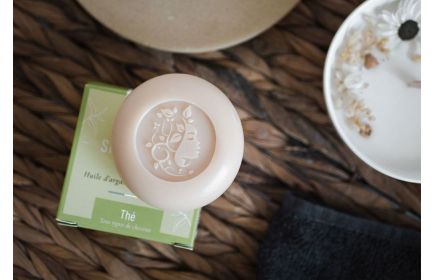 Shampooing Solide et Lavant 3 en 1 : Les Alliés Pratiques pour les Week-ends et les Vacances