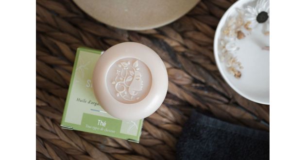 Shampooing Solide et Lavant 3 en 1 : Les Alliés Pratiques pour les Week-ends et les Vacances